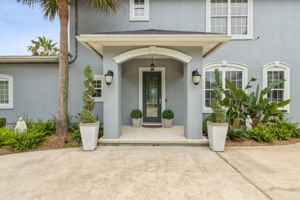 Front Entry Detail