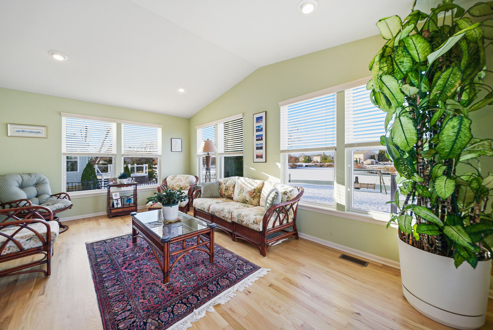 Beth Wallace - 9628 Kingston Trl-5