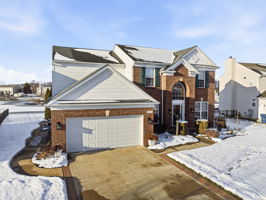 Beth Wallace - 9628 Kingston Trl-11