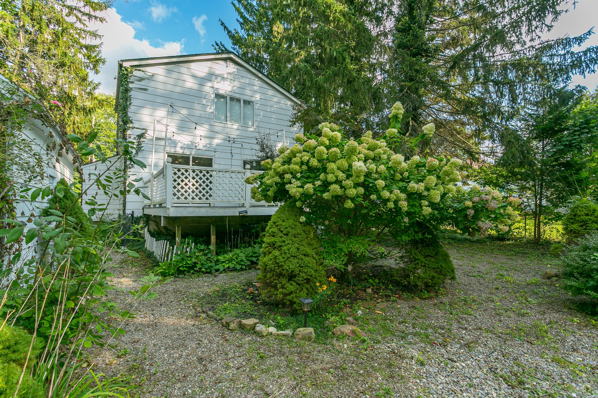 963 Five Mile Line Rd, Webster, NY 14580, USA Photo 24