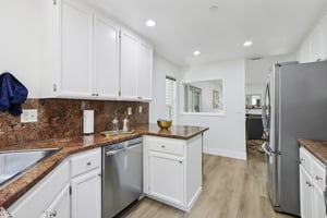 La Mesa Terrace Unit H-2306-011.jpg