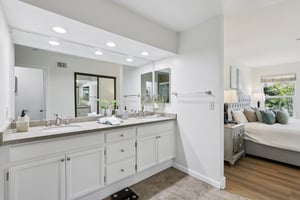La Mesa Terrace Unit H-2306-023.jpg