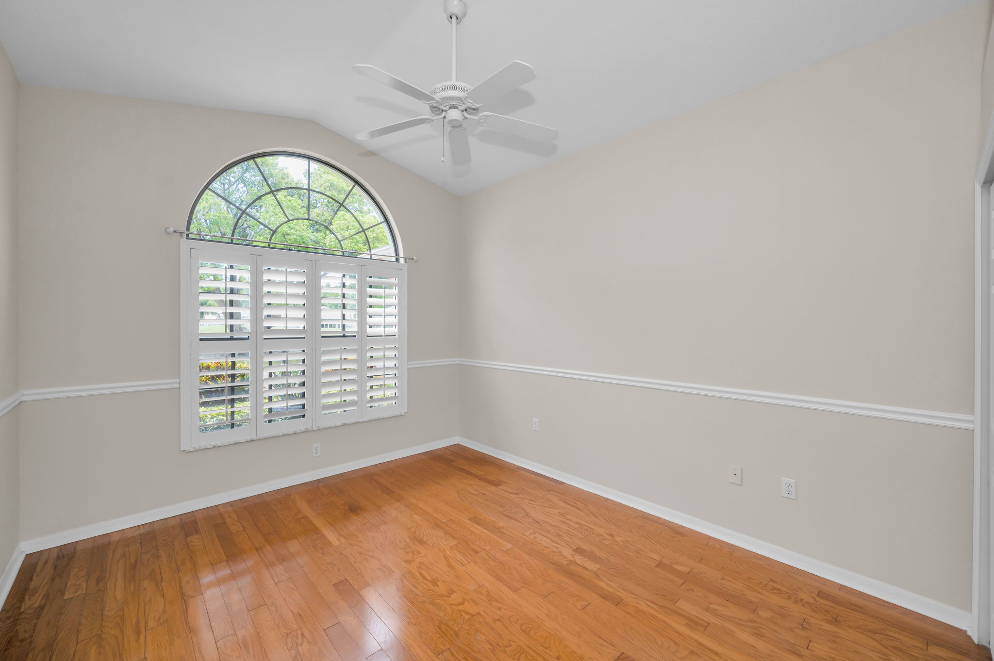 Bedroom2a