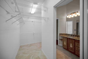 Primary Bedroom Walk-in Closet1b