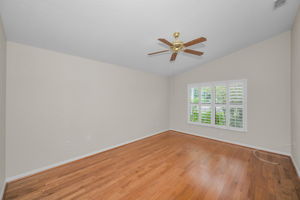 Primary Bedroom1a