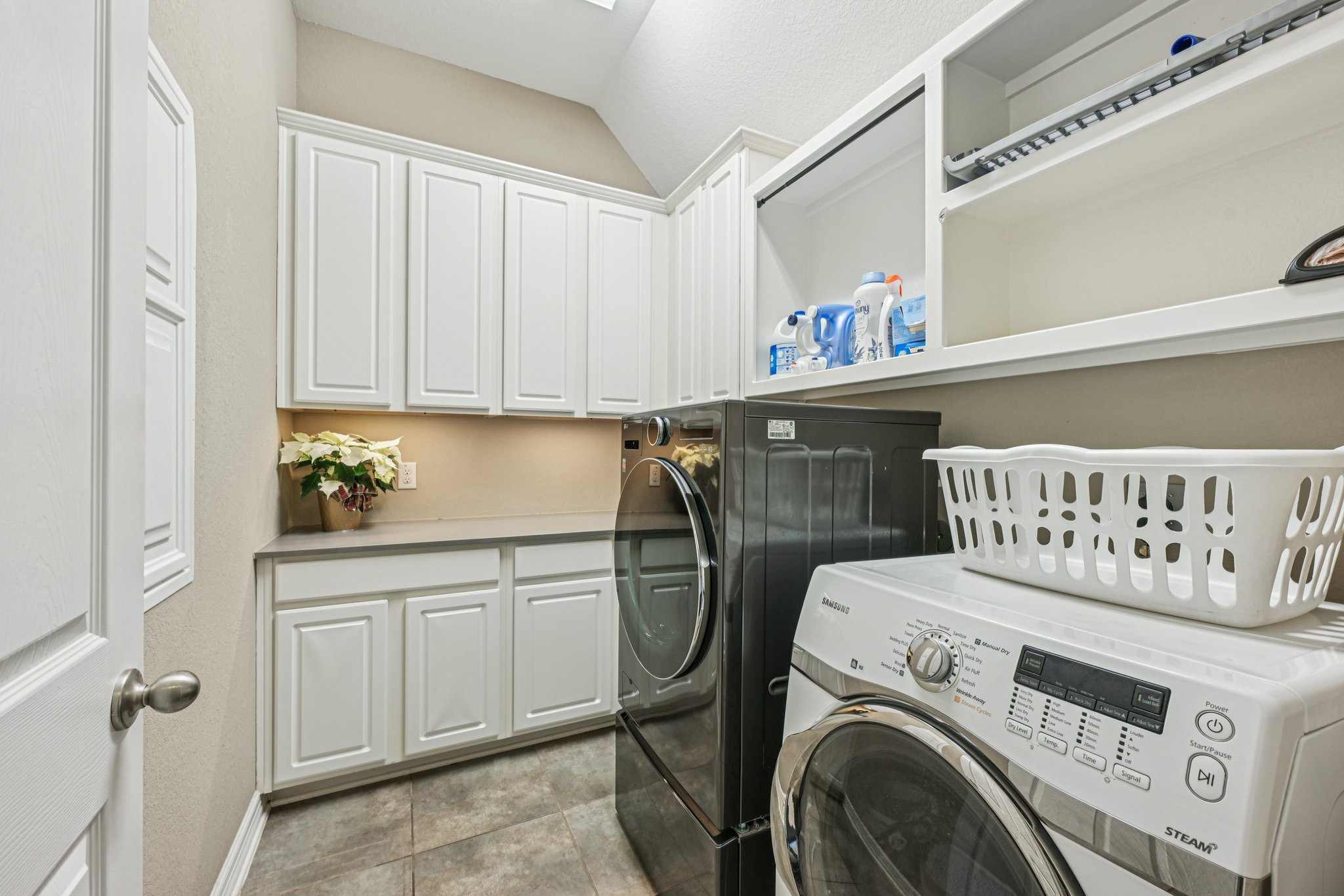 Wildgrove Hollow Dr-S2312-024r.jpg