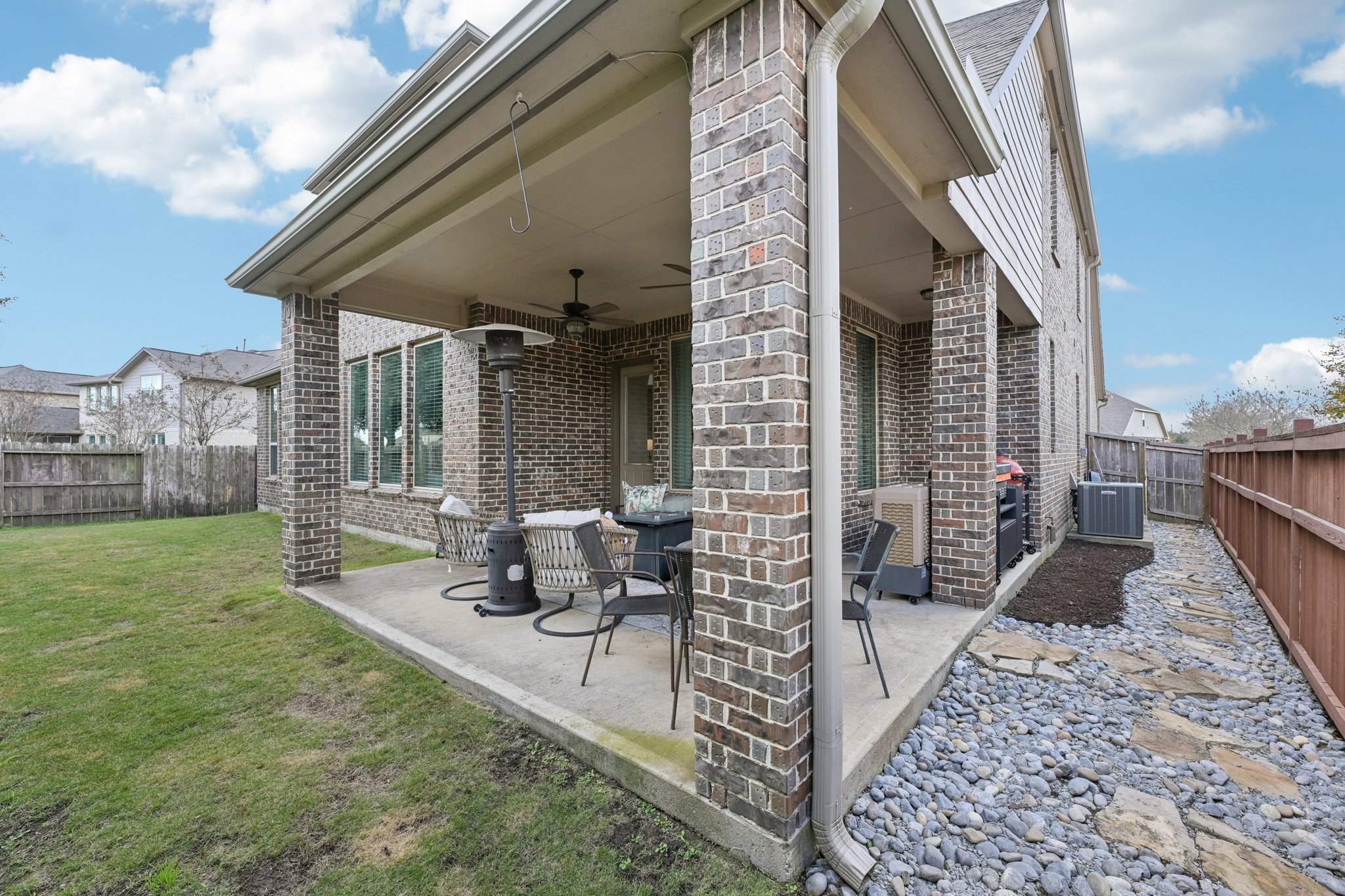 Wildgrove Hollow Dr-S2312-047r.jpg