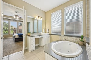 Wildgrove Hollow Dr-S2312-036.jpg