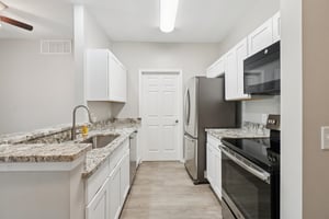 Lakeside Dr 68-S1504-009.jpg