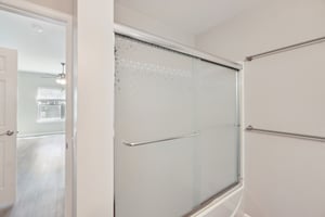 Lakeside Dr 68-S1504-016.jpg