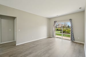 Lakeside Dr 68-S1504-023.jpg