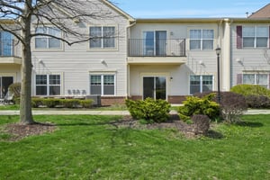 Lakeside Dr 68-S1504-031.jpg