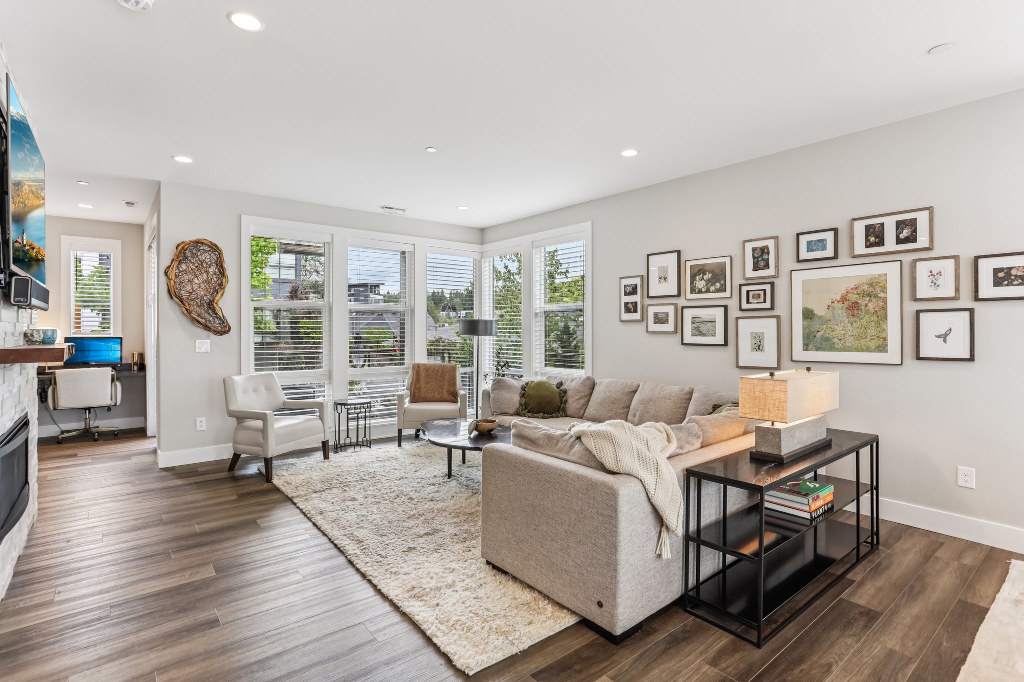 NE 183rd St unit d-1906-005.jpg
