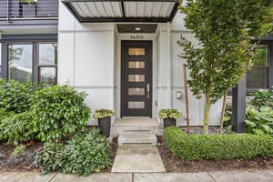 NE 183rd St unit d-1906-002.jpg
