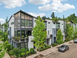 NE 183rd St unit d-1906-032.jpg
