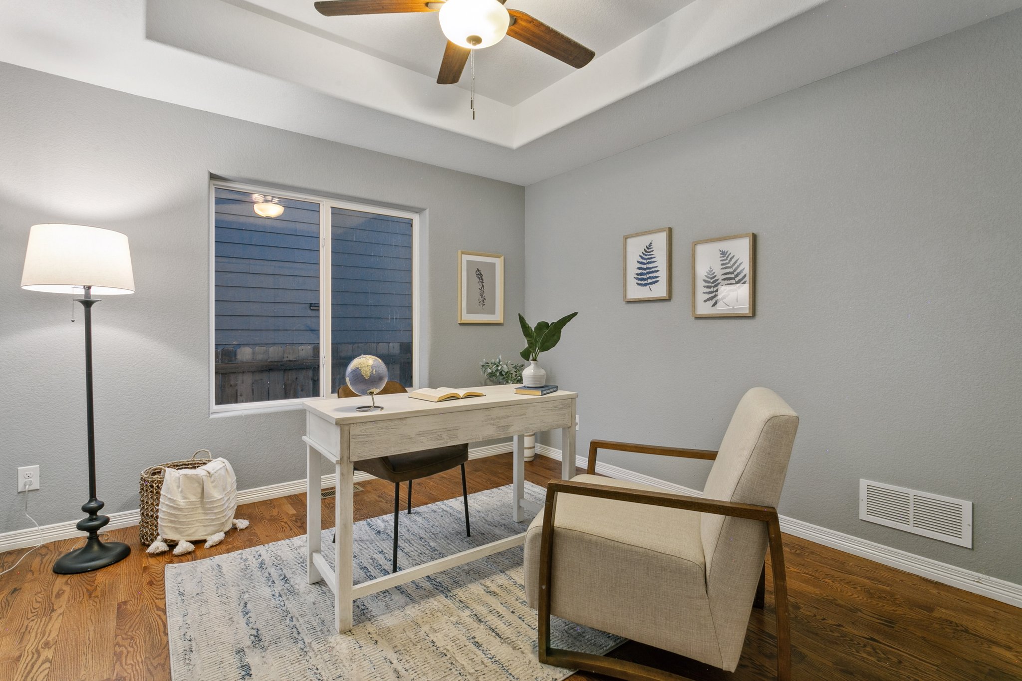 Bedroom/Office