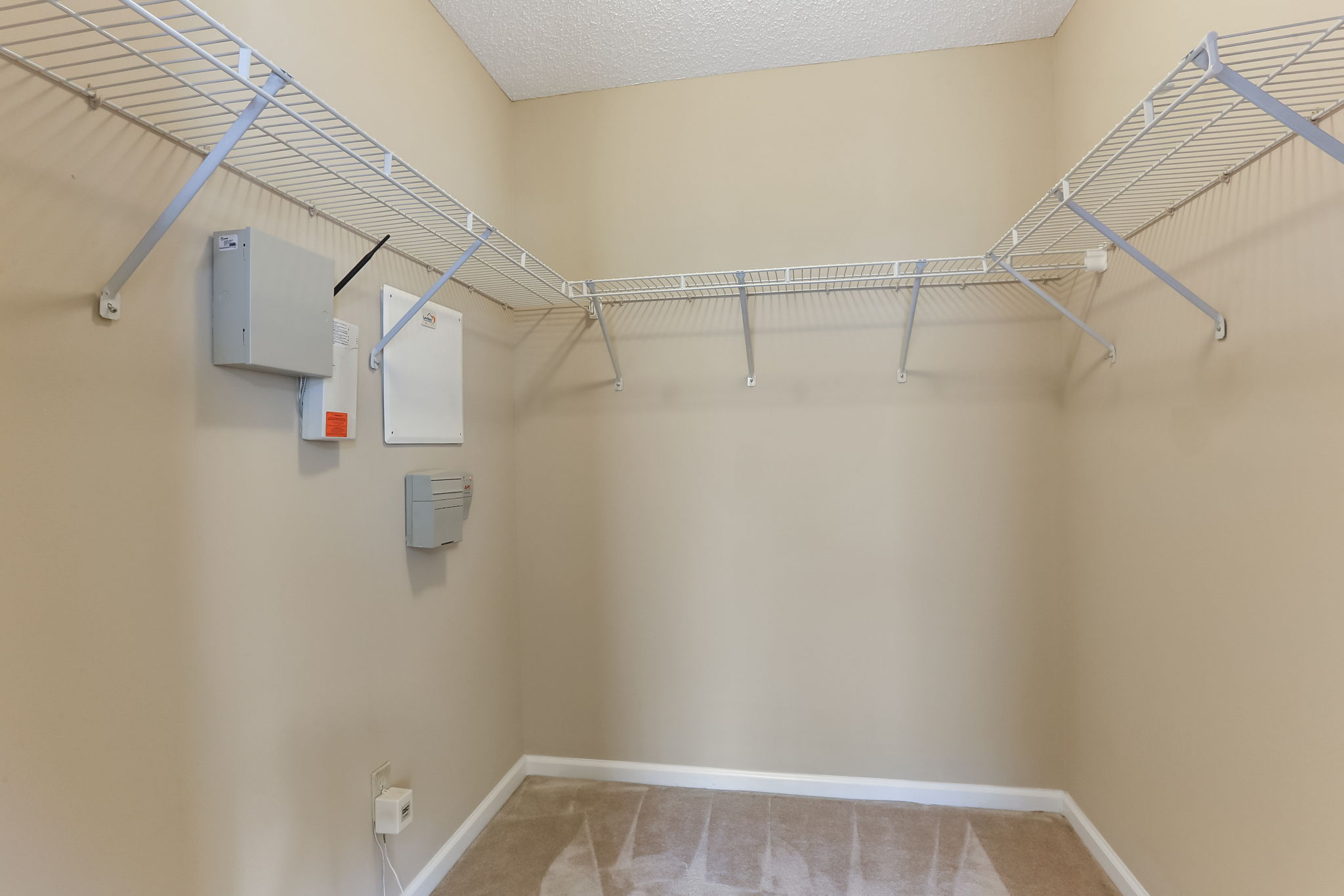 Large master walk-in closet