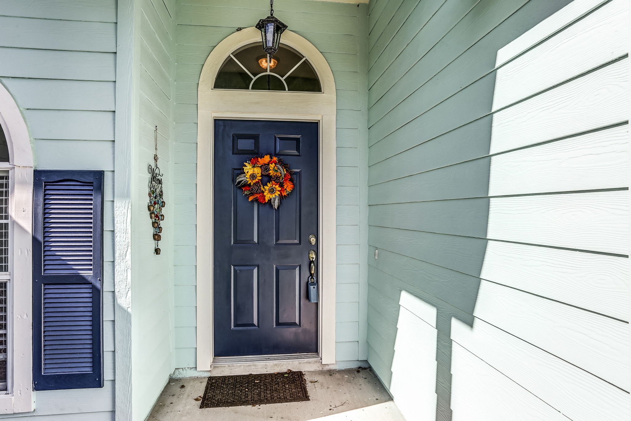 Front Entry Detail