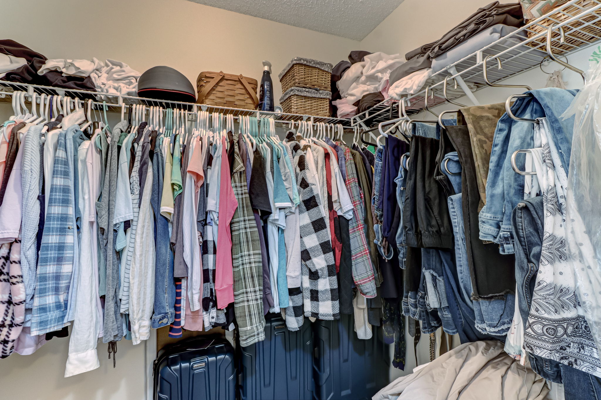 Primary Bedroom Closet
