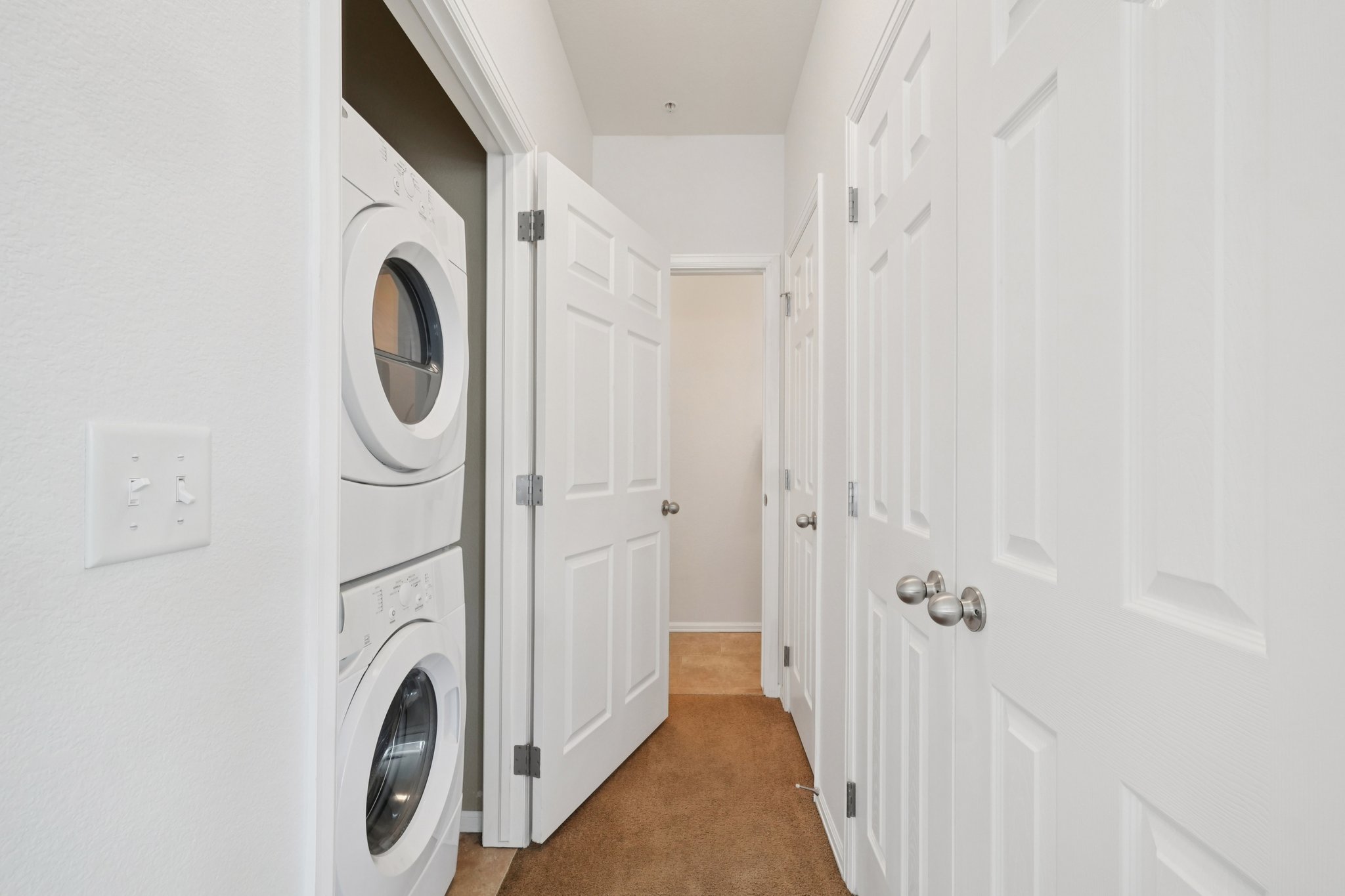 E 5th Ave-S1501-015.jpg