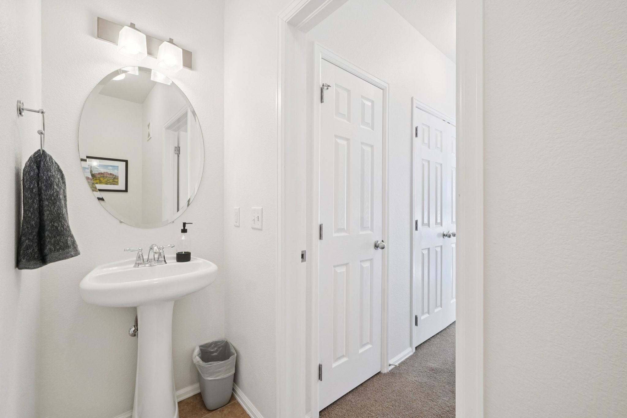 E 5th Ave-S1501-016.jpg