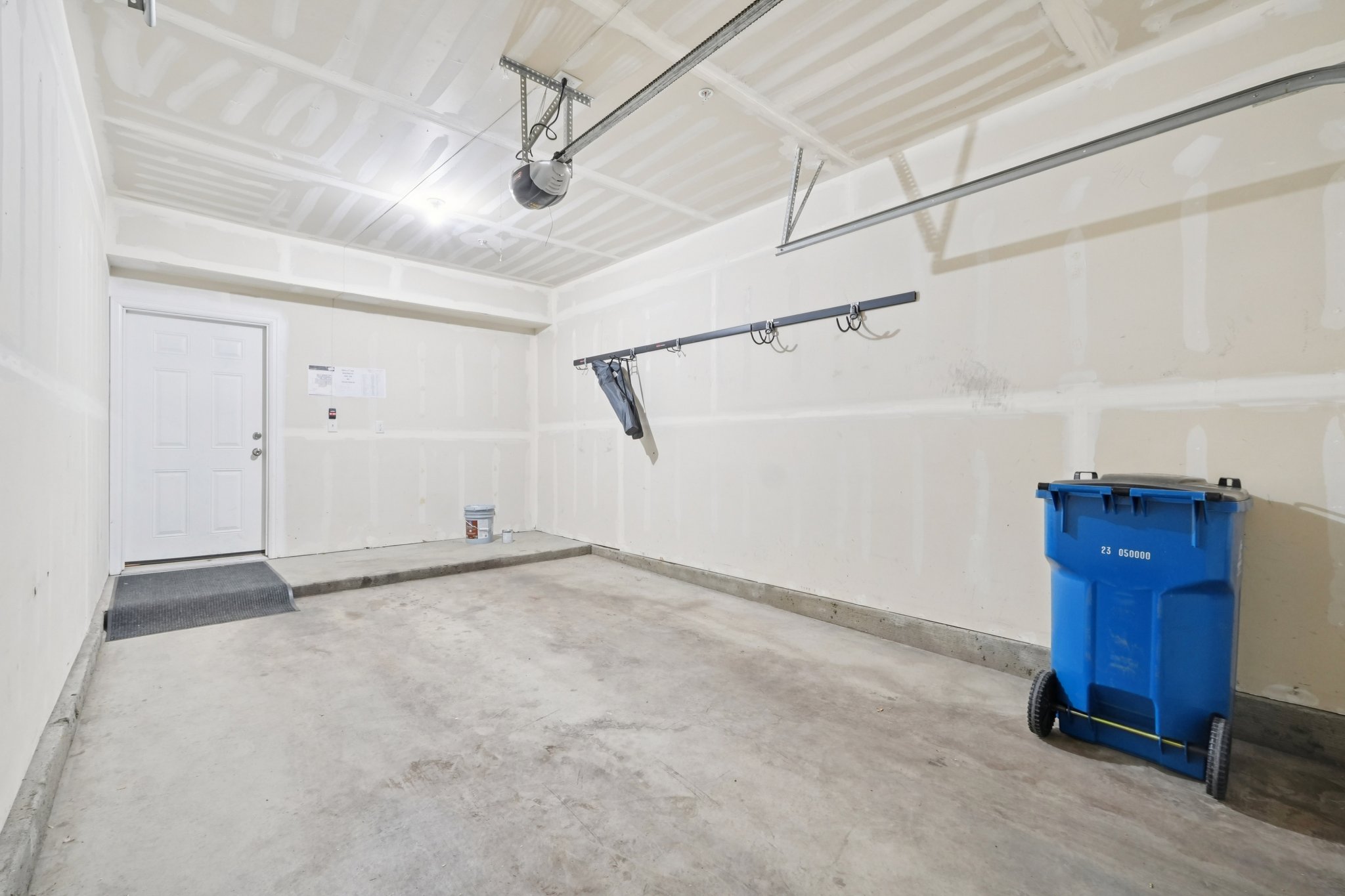 E 5th Ave-S1501-025.jpg