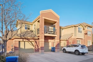 E 5th Ave-S1501-001.jpg