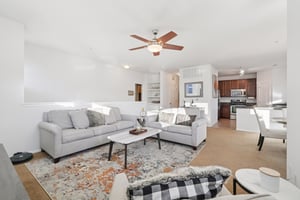 E 5th Ave-S1501-005.jpg