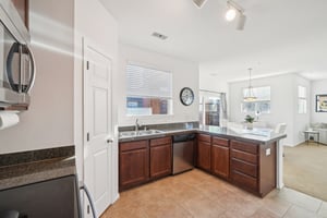 E 5th Ave-S1501-012.jpg