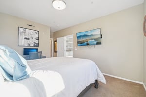 E 5th Ave-S1501-019.jpg