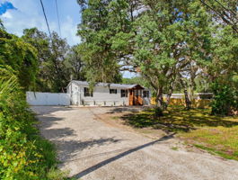  Photo 0