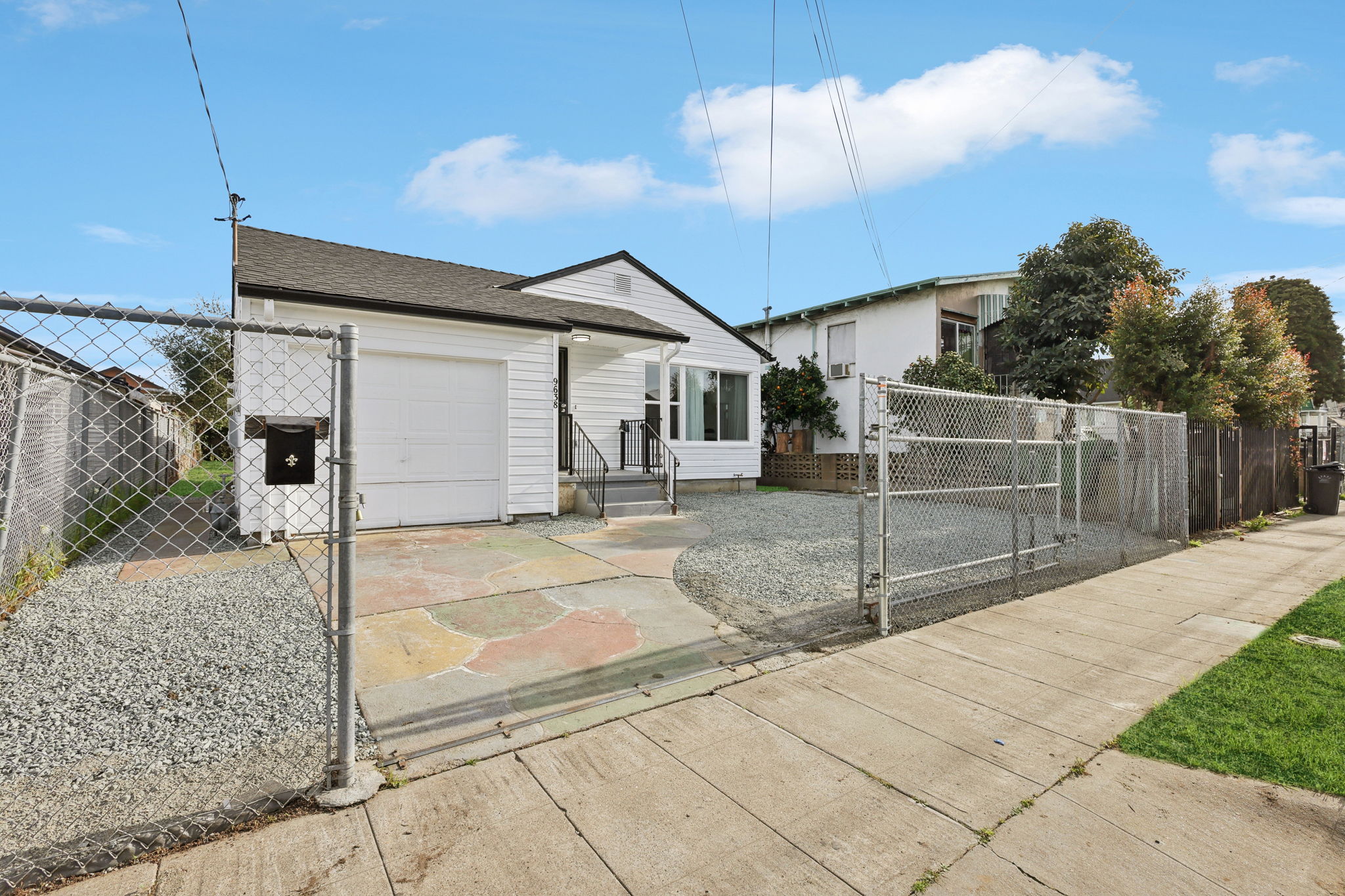 A- 9638 E St-S2201-002