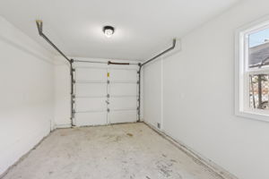 9638 E St-L2201-022