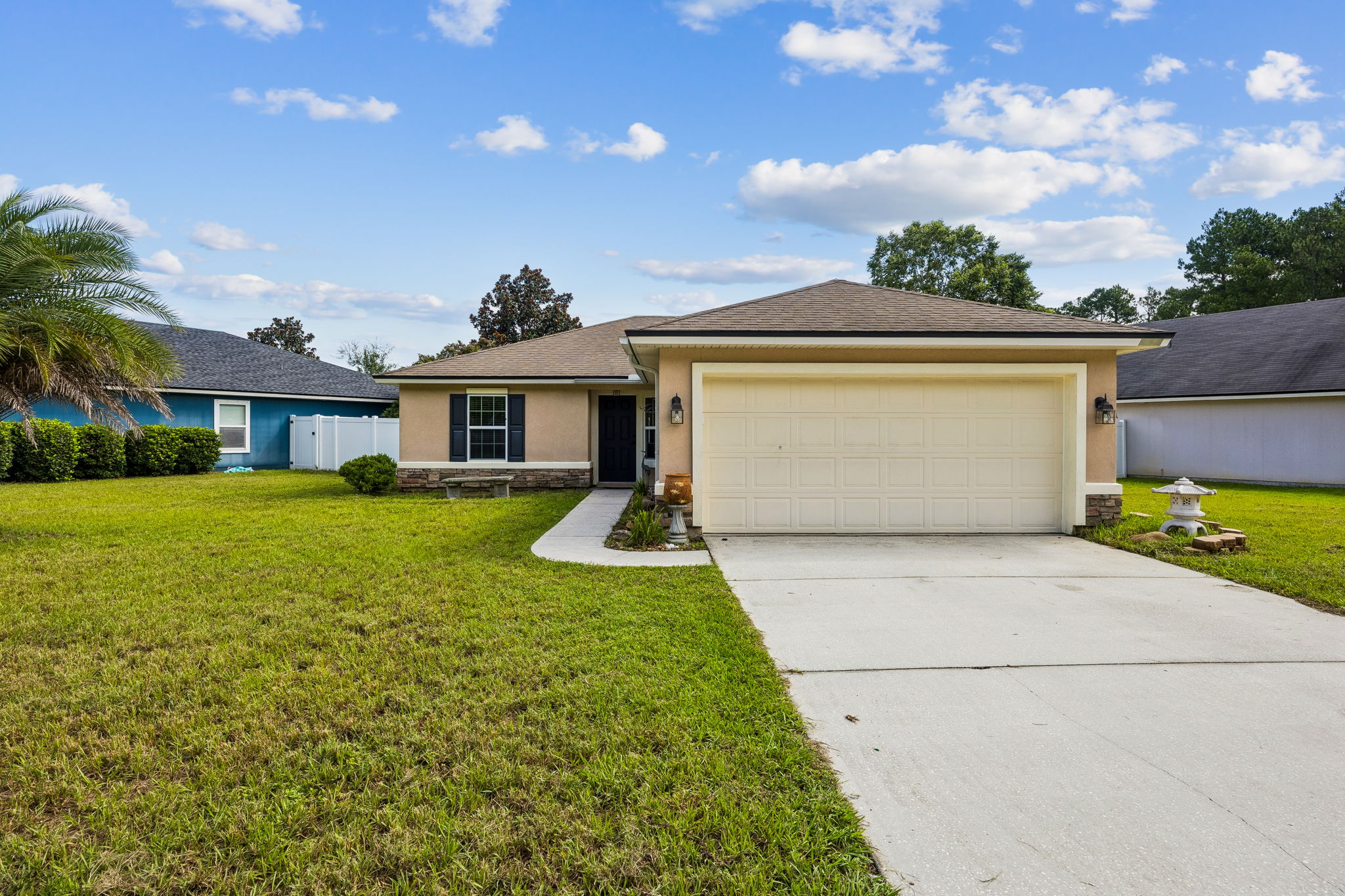 Welcome to 96380 Commodore Point Dr