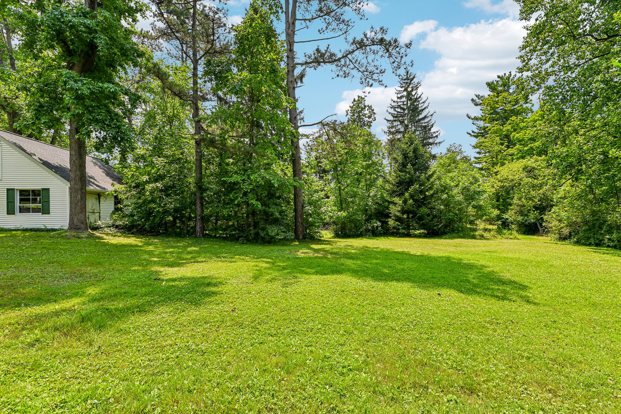 Darrow Rd-S1507-052.jpg