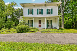Darrow Rd-S1507-001.jpg