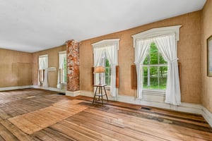 Darrow Rd-S1507-017.jpg