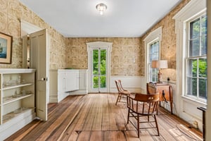 Darrow Rd-S1507-023.jpg