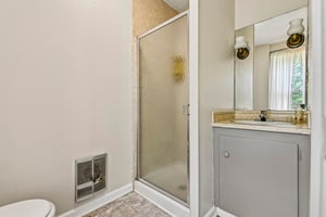 Darrow Rd-S1507-025.jpg