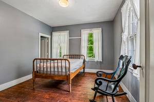Darrow Rd-S1507-039.jpg