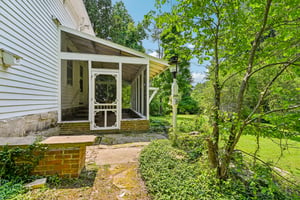 Darrow Rd-S1507-045.jpg