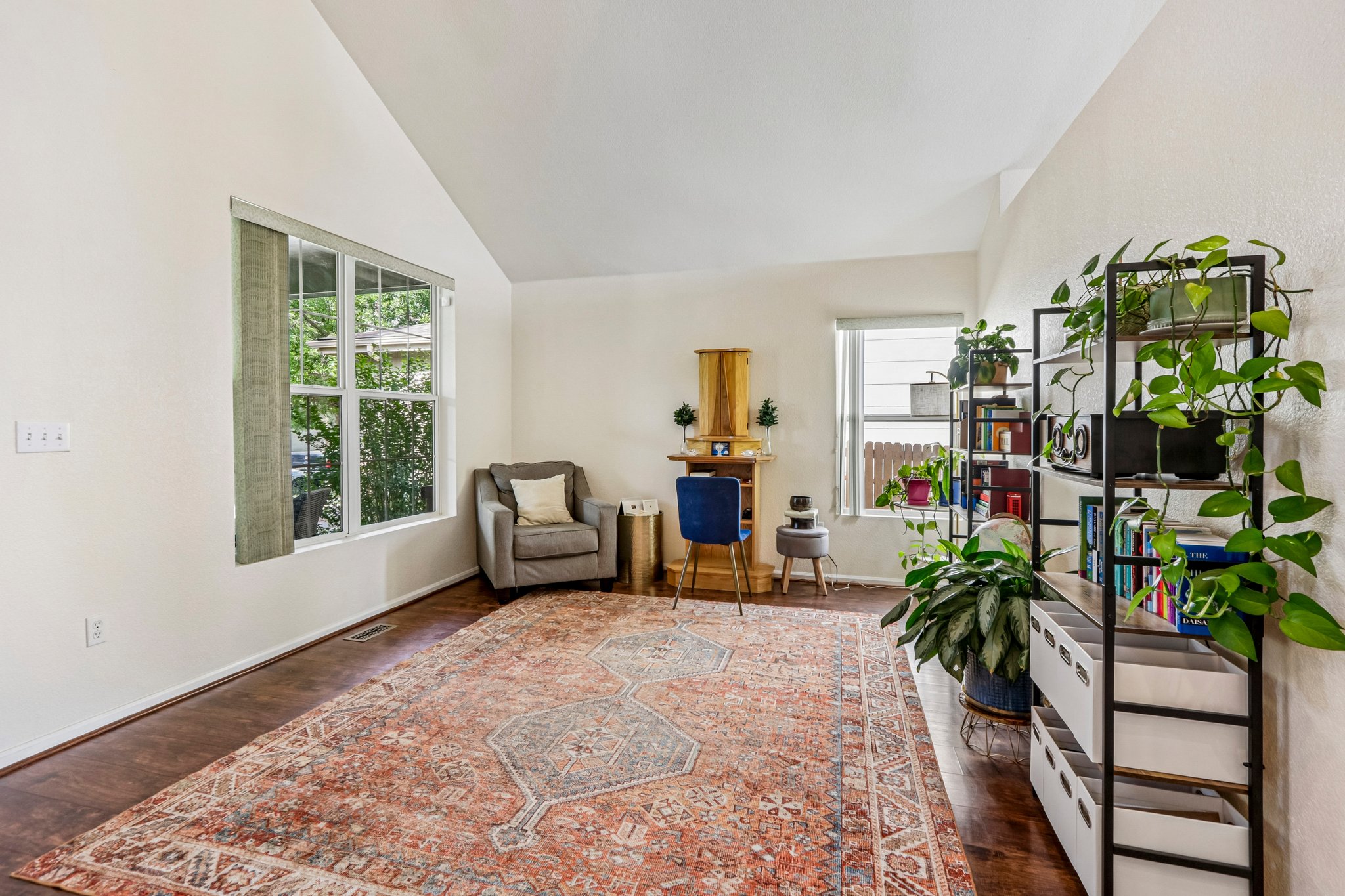 E 113th Ave-S1006-016.jpg