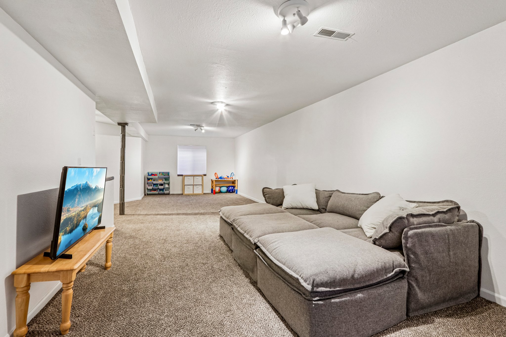 E 113th Ave-S1006-033.jpg