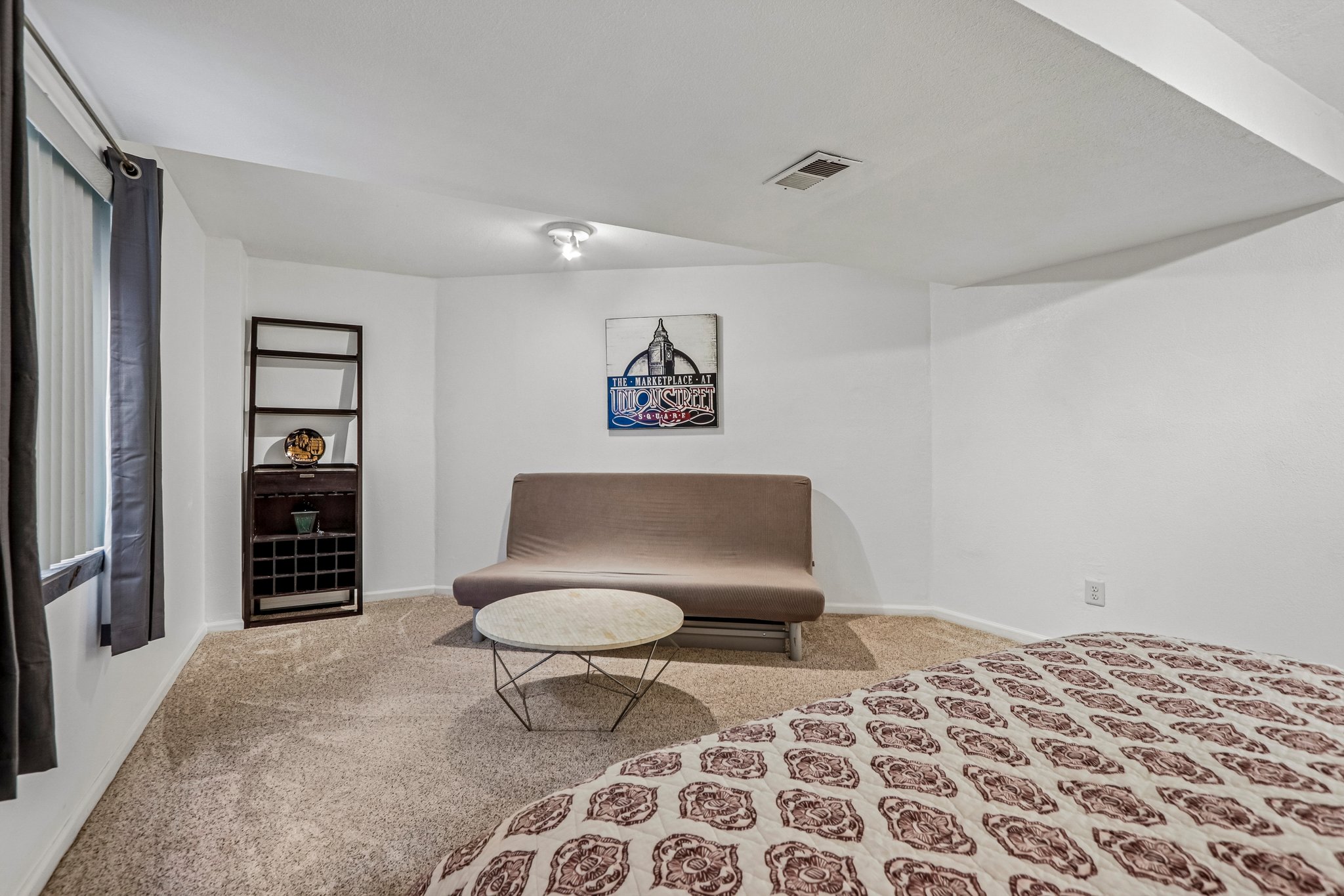 E 113th Ave-S1006-036.jpg