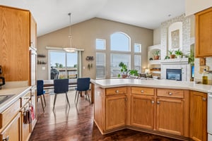 E 113th Ave-S1006-015.jpg