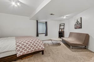 E 113th Ave-S1006-037.jpg