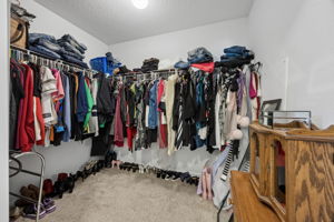 Primary Bedroom Closet