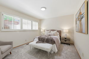 039_F8_965 Helen Dr