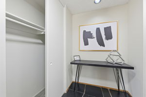 041_F8_965 Helen Dr