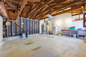046_F8_965 Helen Dr